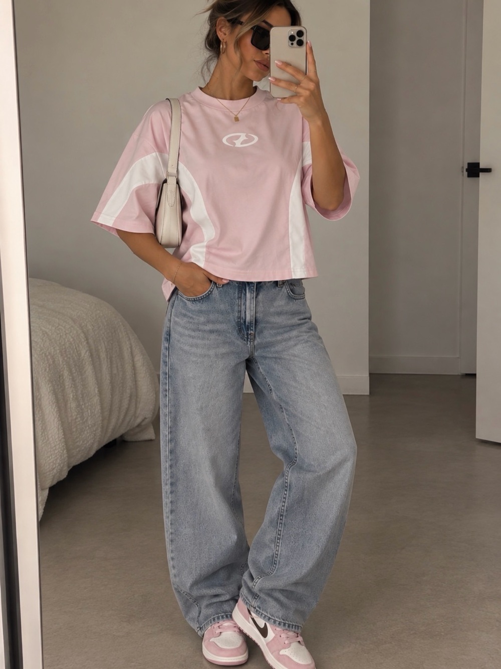 Women’s Light Pink Oversized Cropped Boxy Fit Streetwear Tee Size S/M